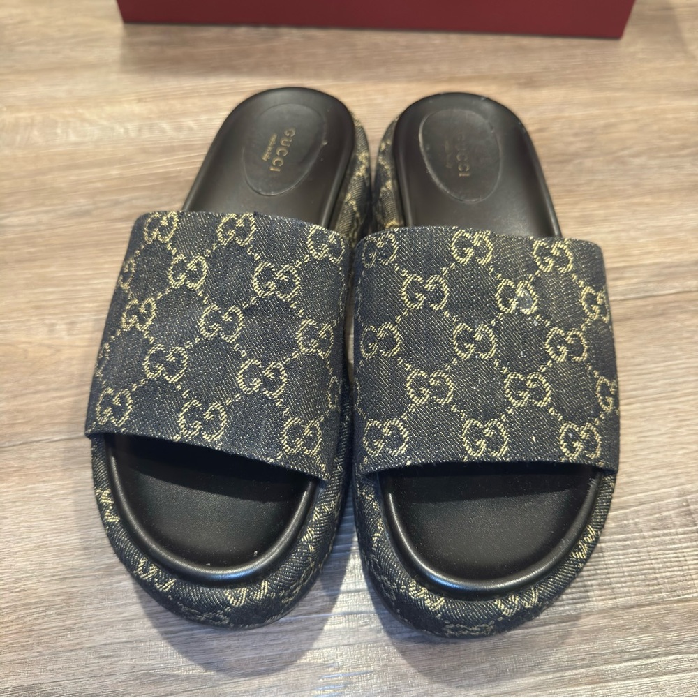 Gucci GG Monogram Canvas Denim Platform Slide Sandals - Picture 4 of 15
